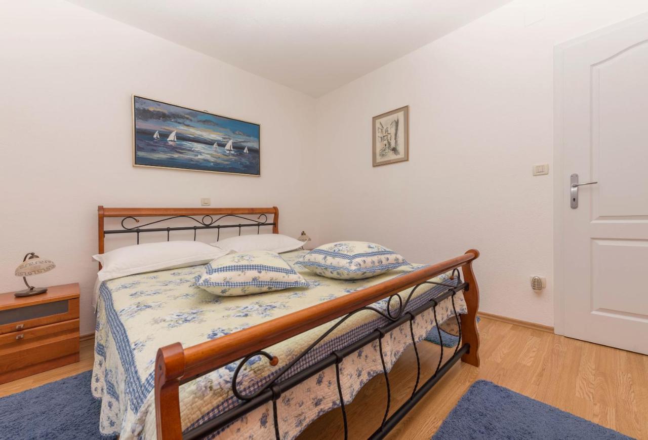 Vila Divna Подгора Екстер'єр фото